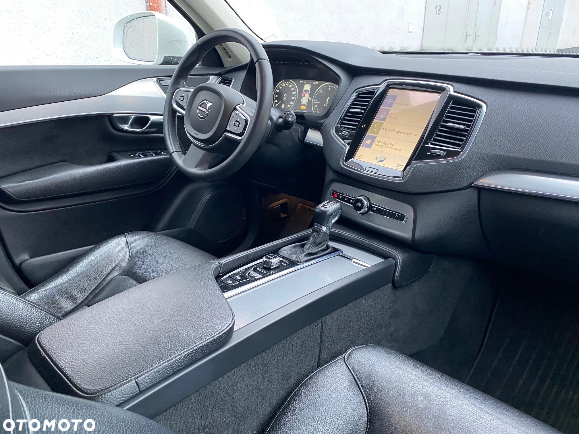 Volvo XC 90 D5 AWD Momentum 7os - 18