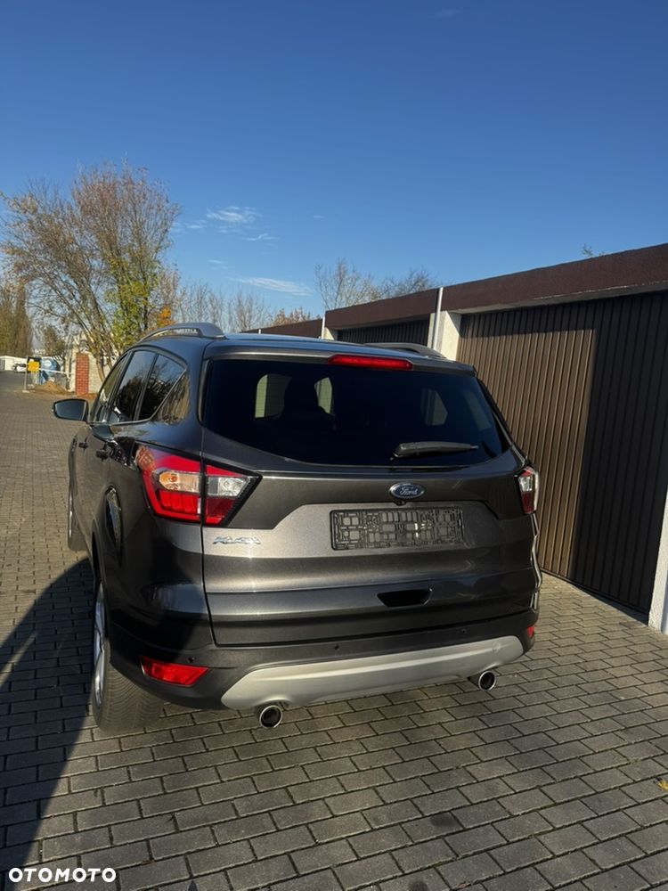 Ford Kuga 2.0 TDCi AWD Trend - 4