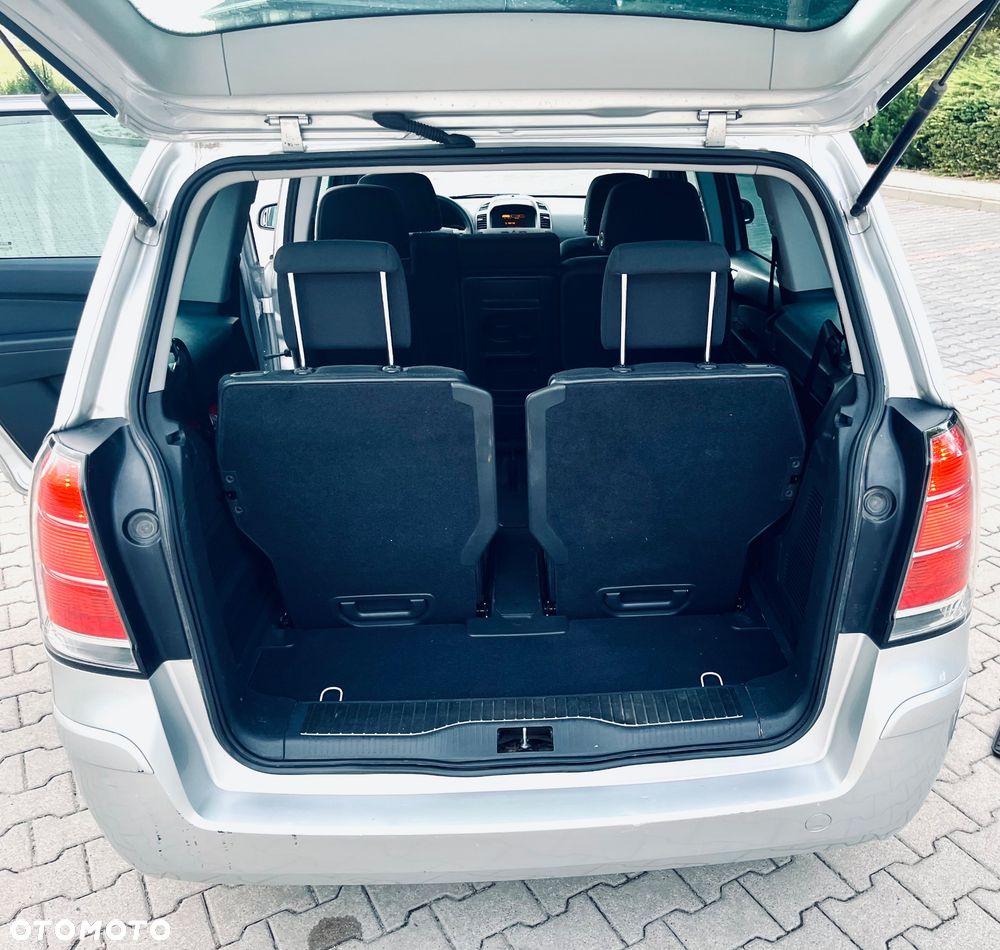 Opel Zafira 1.8 - 11