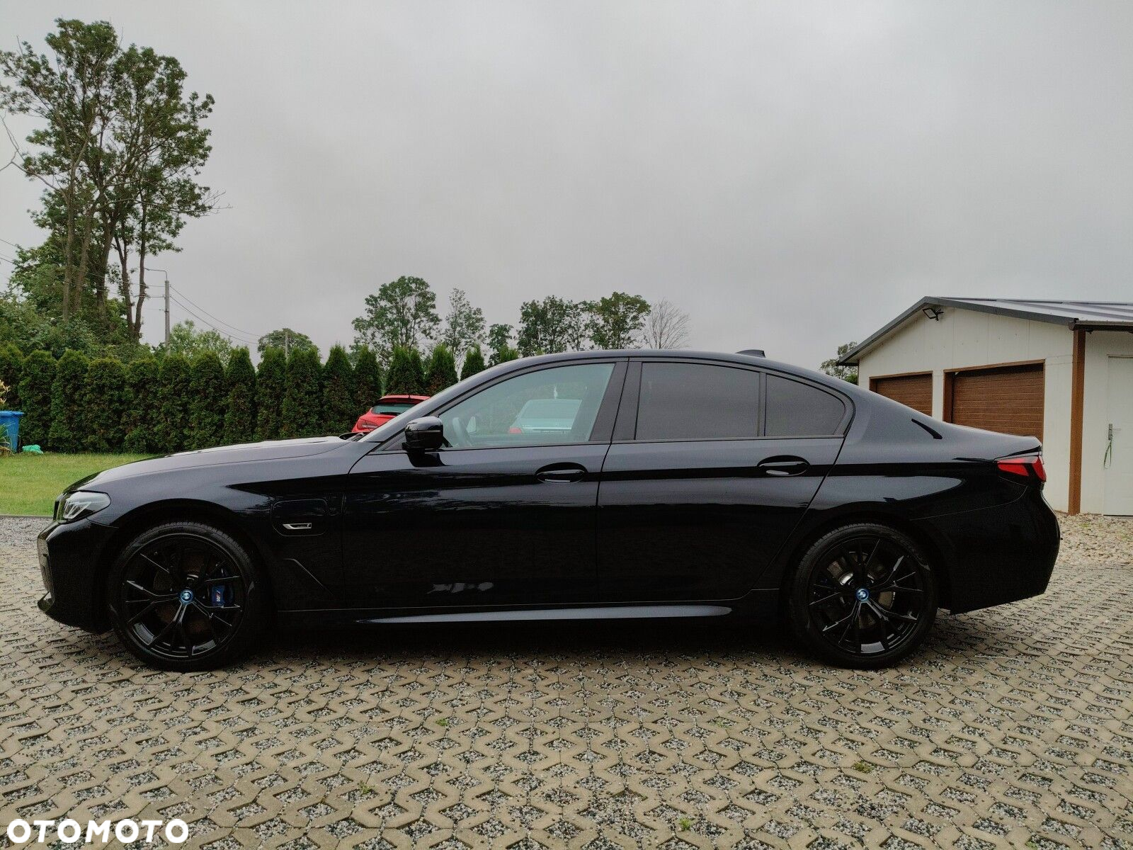 BMW Seria 5 530e xDrive M Sport sport - 2