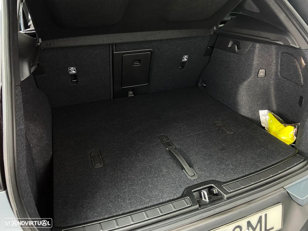 Volvo XC 40 1.5 T2 Plus Dark Auto - 12