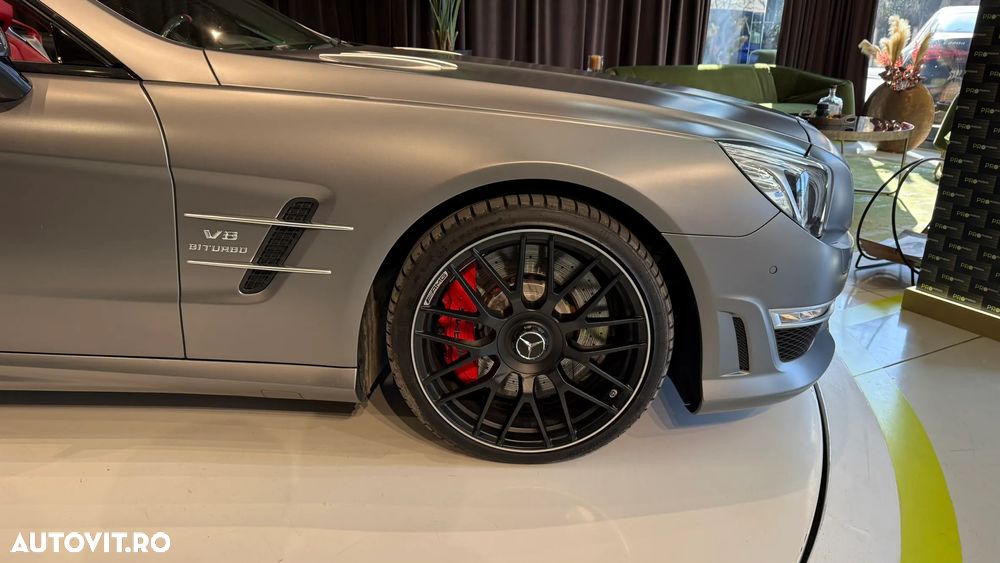 Mercedes-Benz SL 63 AMG AMG Speedshift MCT 7-Speed AMG Performance Package - 4