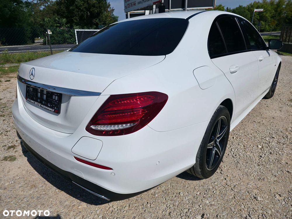 Mercedes-Benz Klasa E - 18