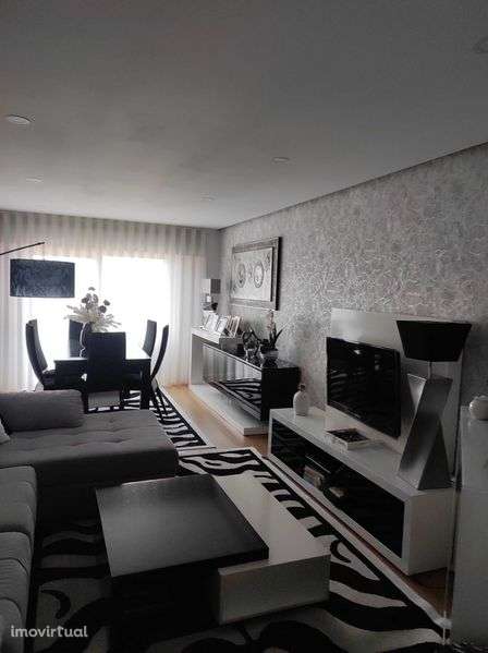 Vendo Apartamento T4   + Box - Grande imagem: 2/12