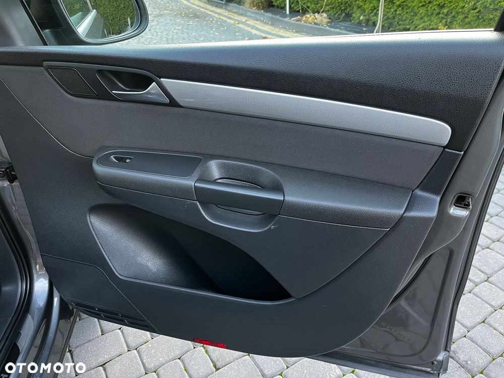 Volkswagen Sharan 2.0 TDI Highline - 19