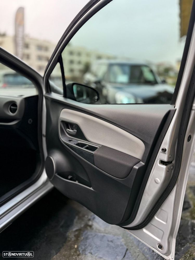 Toyota Yaris 1.0 VVT-i ACtive+AC - 19