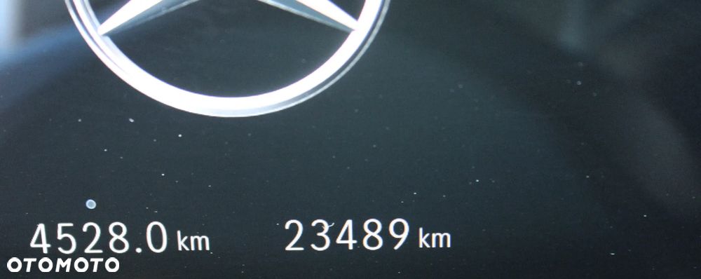 Mercedes-Benz GLB 220 d 4-Matic AMG Line 8G-DCT - 33