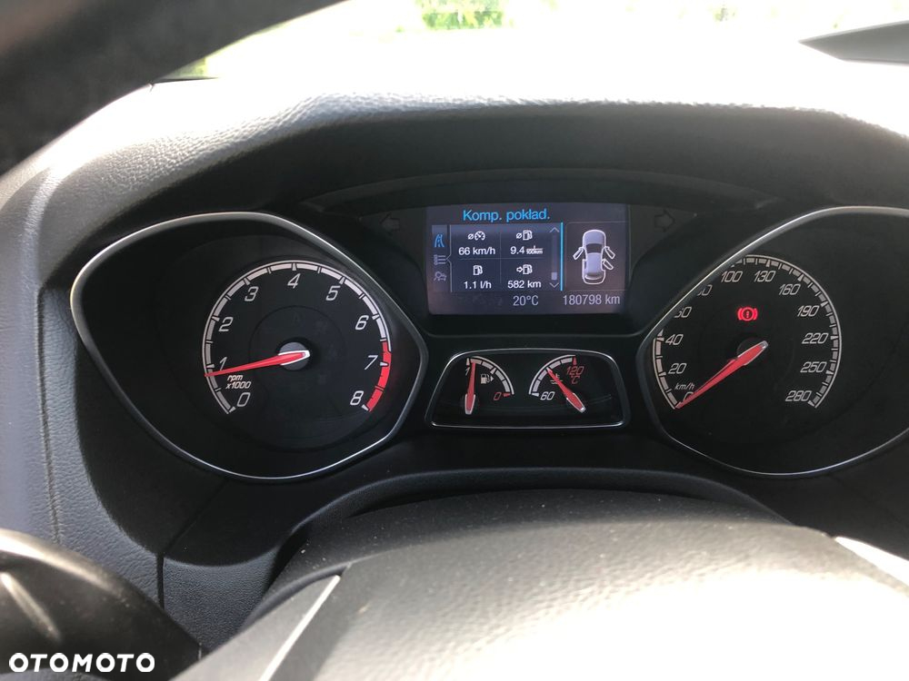 Ford Focus 2.0 EcoBoost ST - 13