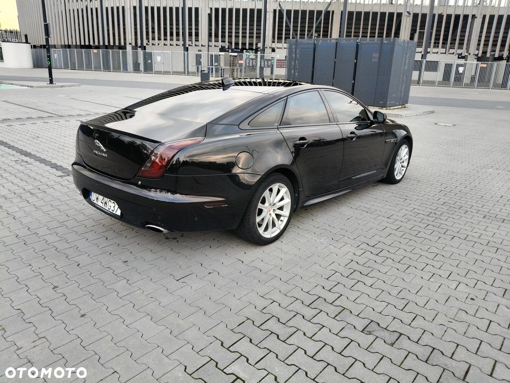 Jaguar XJ 3.0 D V6 R-Sport - 7