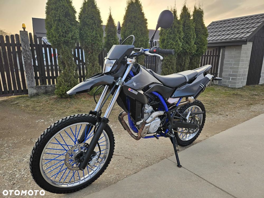 Yamaha WR - 7