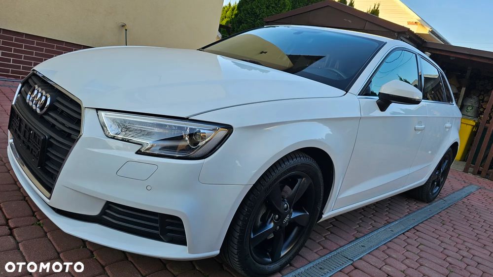 Audi A3 Sportback 1.6 TDI - 11