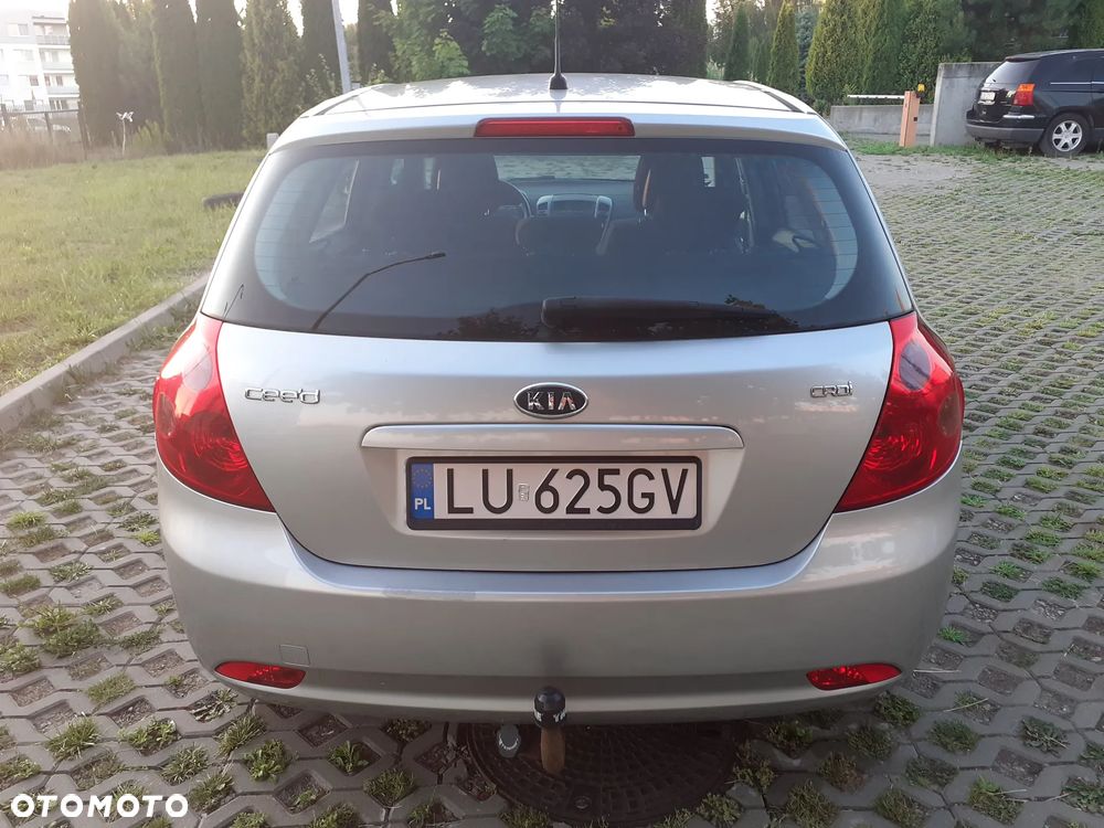 Kia Ceed 1.6 CRDi EX - 6