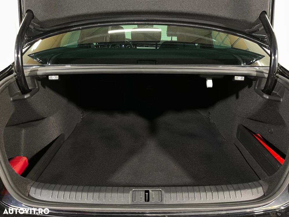 Volkswagen Passat 2.0 TSI ACT OPF DSG 4Mot Highline - 13