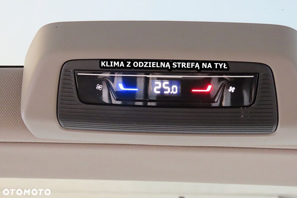 Volkswagen Multivan - 26