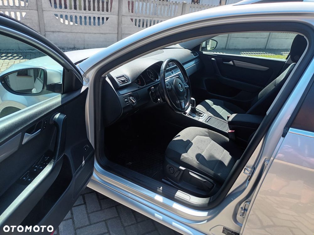 Volkswagen Passat 2.0 TDI Highline DSG - 10