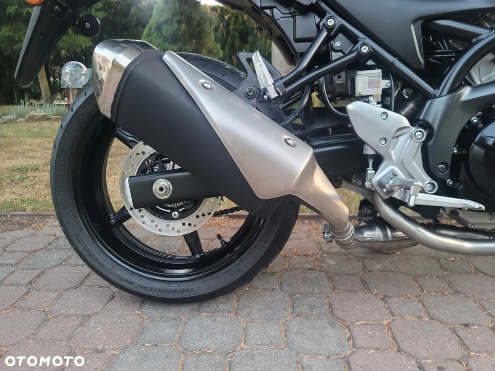 Suzuki SV - 9