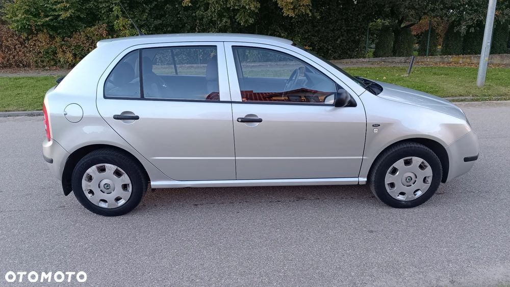 Skoda Fabia 1.4 16V Classic + - 6