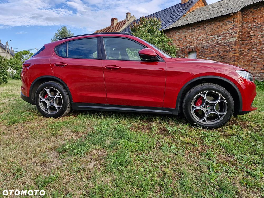 Alfa Romeo Stelvio 2.0 Turbo Executive Q4 - 3