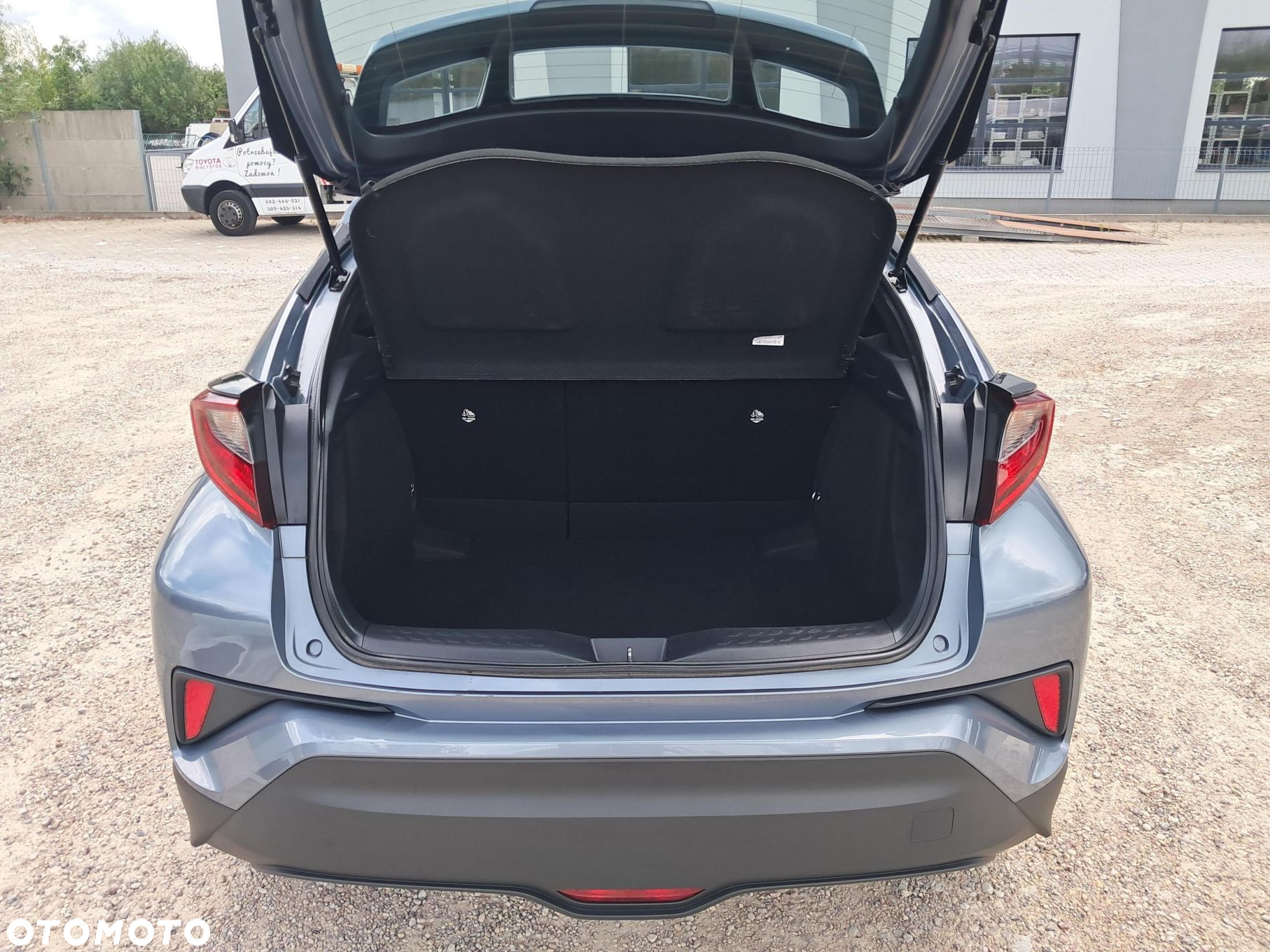 Toyota C-HR - 12