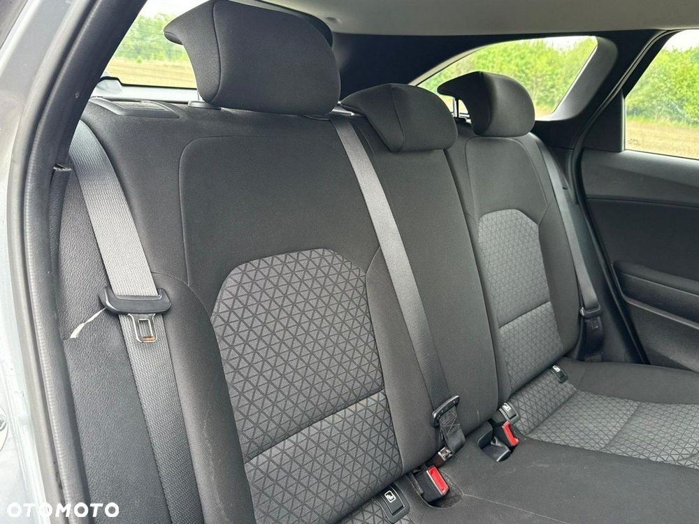 Kia Ceed 1.5 T-GDI Business Line - 20