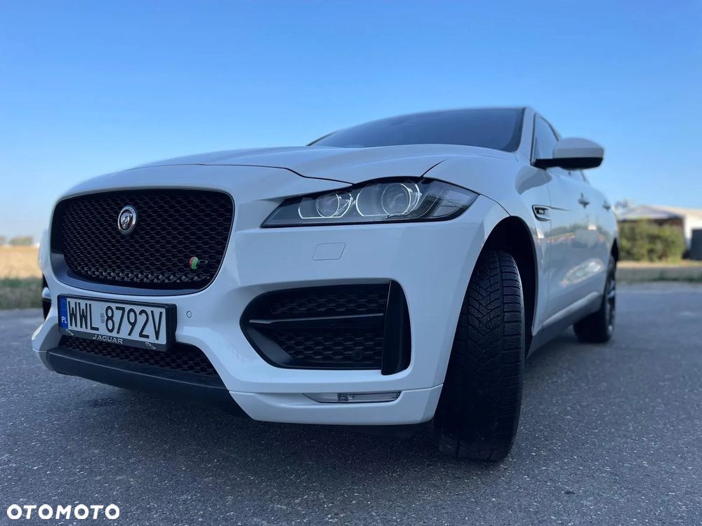 Jaguar F-Pace 25t AWD Prestige - 6