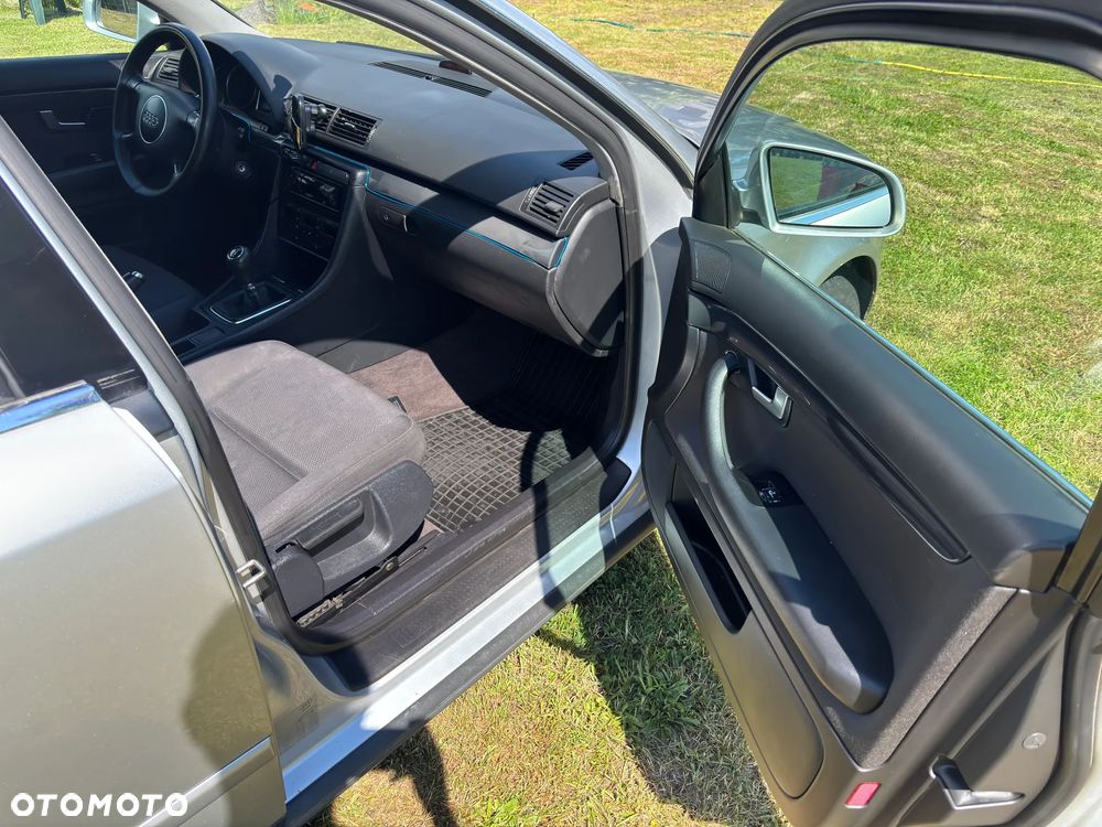 Audi A4 Avant 1.9 TDI - 22