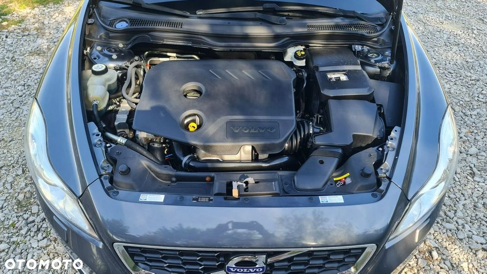 Volvo C30 D2 DRIVe R-Design - 33