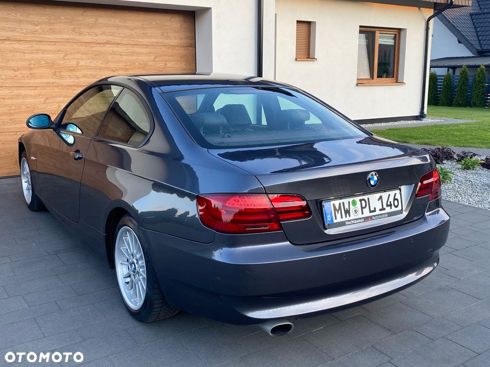 BMW Seria 3 320i M Sport Edition - 3