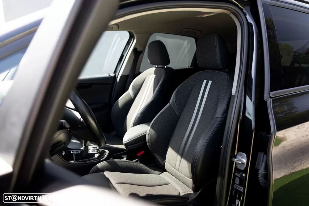 BMW 216 Active Tourer d Line Luxury - 5