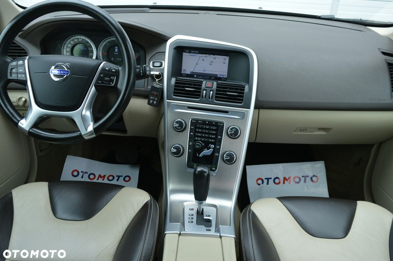 Volvo XC 60 D3 Momentum - 22
