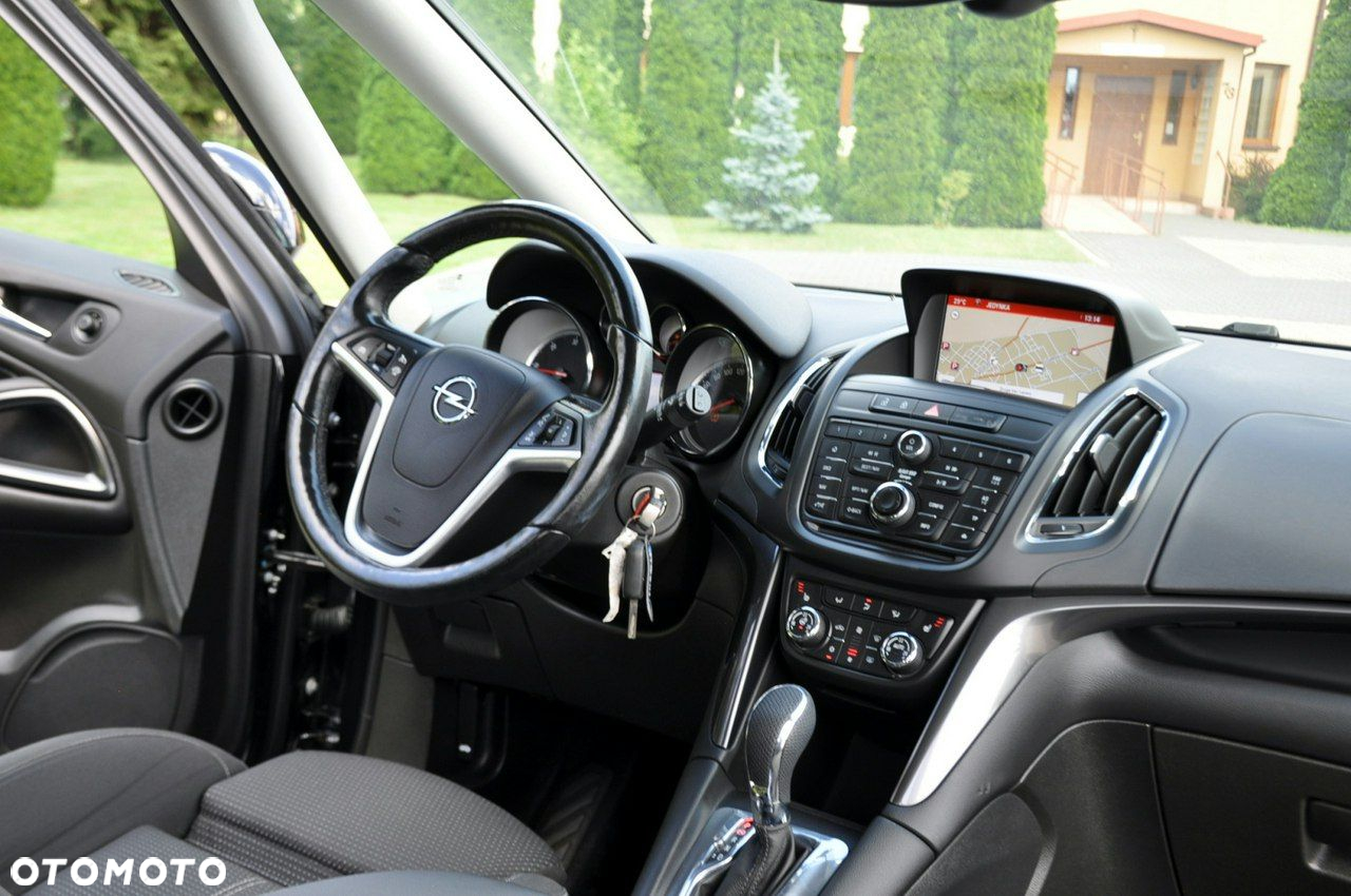 Opel Zafira - 26