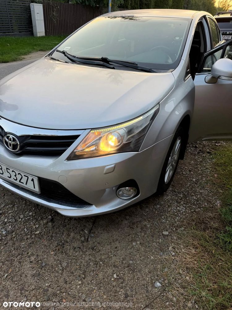 Toyota Avensis 2013 photo 5