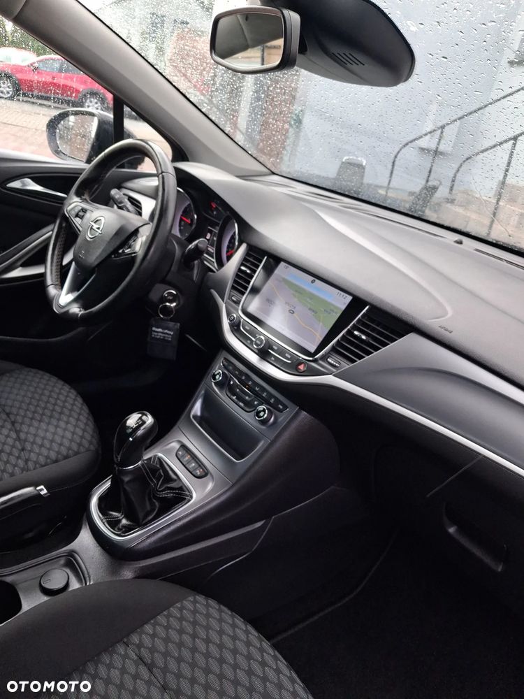 Opel Astra - 11