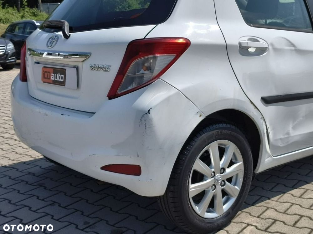 Toyota Yaris - 17