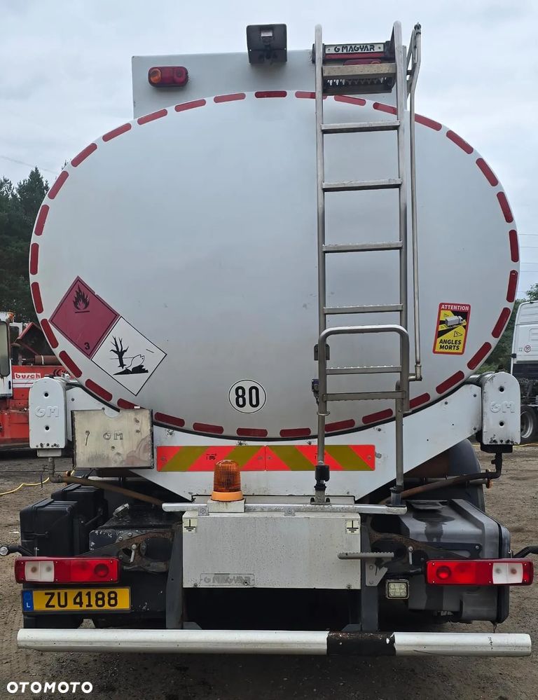 Renault Premium - 7