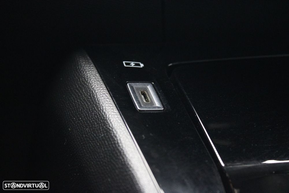 Peugeot e-2008 50 kWh Allure Pack - 25