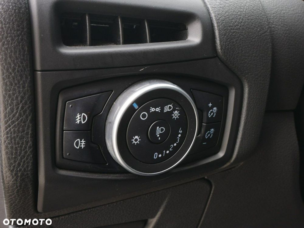 Ford Focus Turnier 1.0 EcoBoost Start-Stopp-System TITANIUM - 23