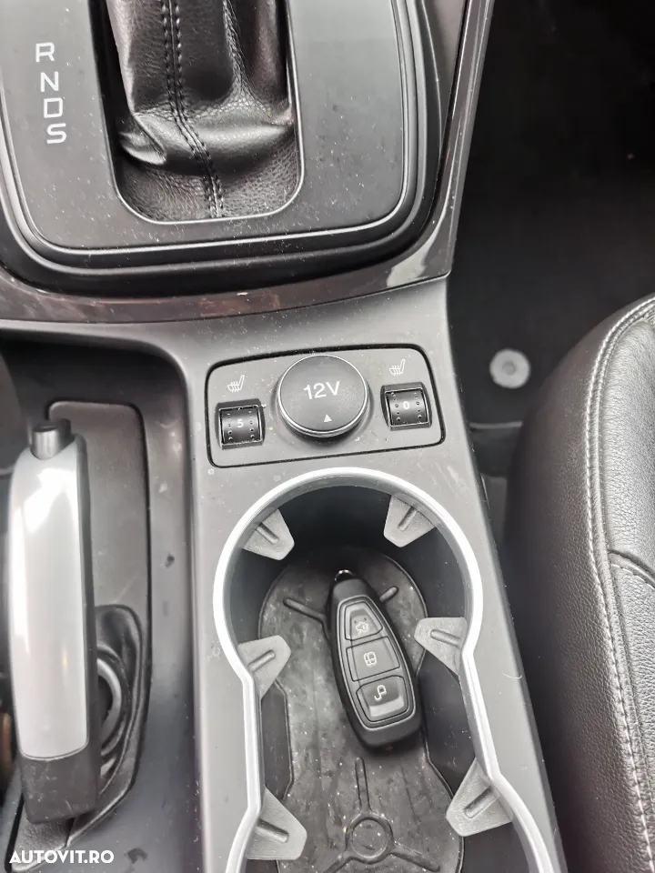 Ford Kuga - 18