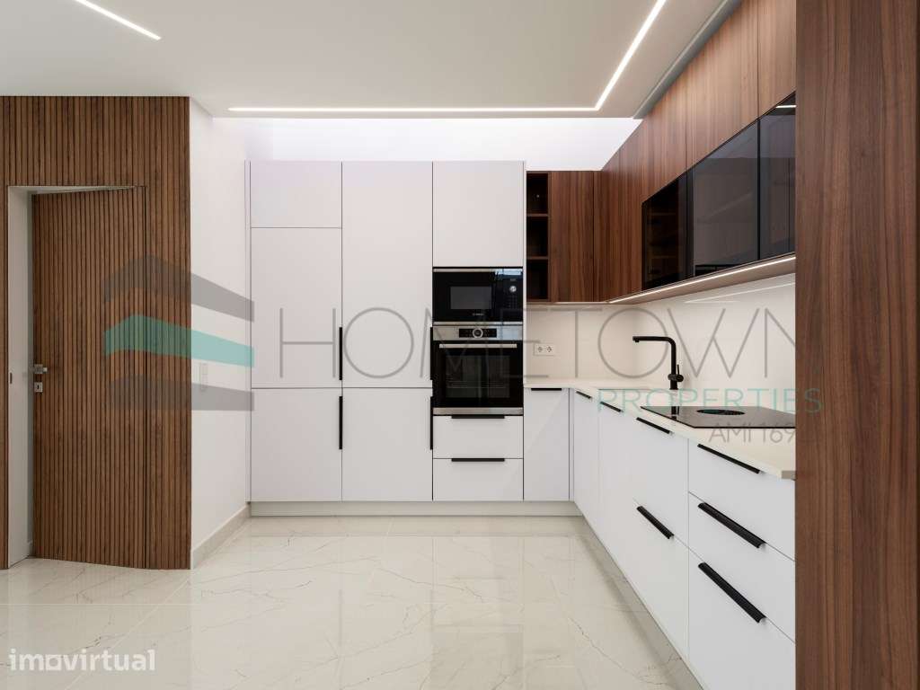 Fantástica Moradia T3 Renovada - A Apenas Minutos da Praia e Praça,... - Grande imagem: 5/29