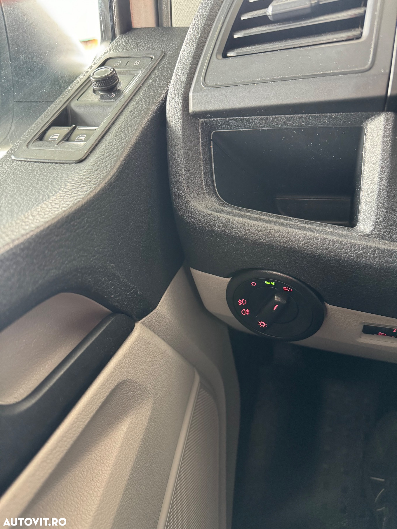 Volkswagen Transporter T6 - 21