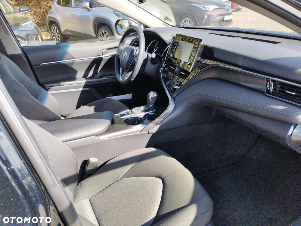 Toyota Camry 2.5 Hybrid Comfort CVT - 9