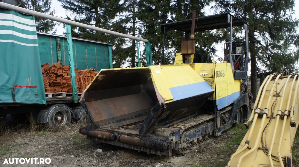 ABG Titan 423 Repartizor asfalt - 4