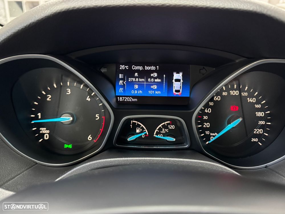 Ford Focus SW 1.5 TDCi Titanium - 25