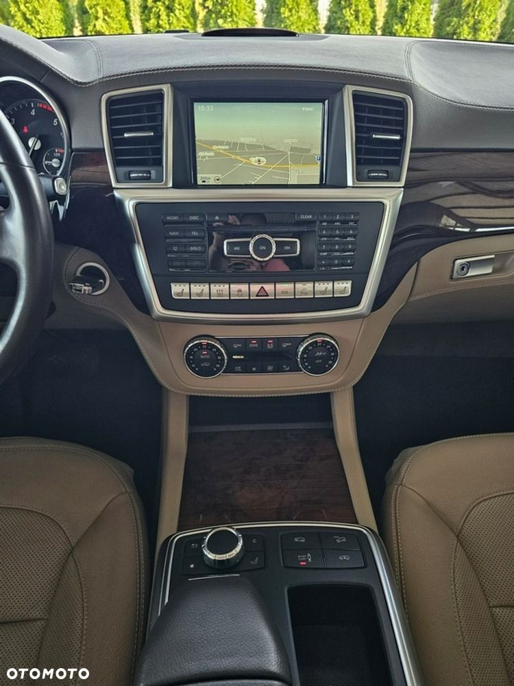 Mercedes-Benz GL 350 BlueTEC 4Matic 7G-TRONIC - 19