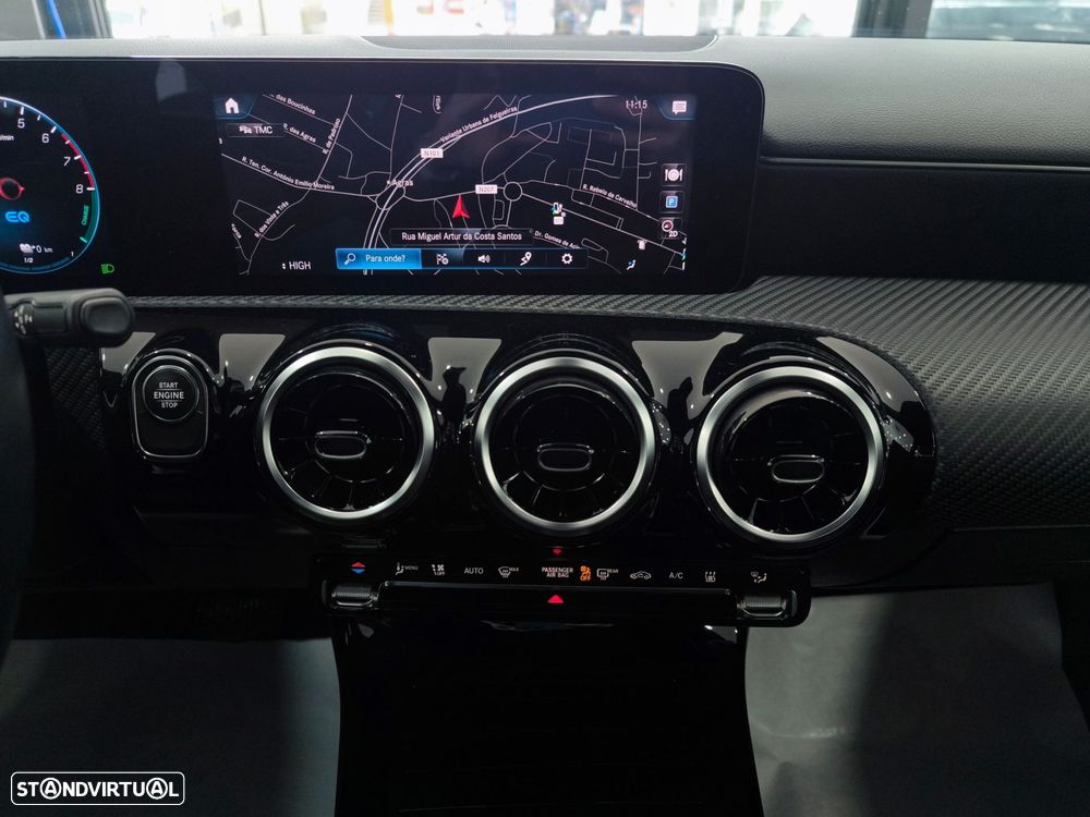 Mercedes-Benz CLA 250 e Shooting Brake Progressive - 12