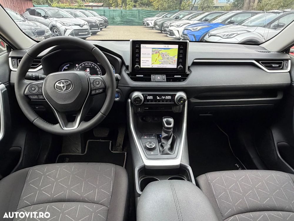 Toyota RAV4 - 5