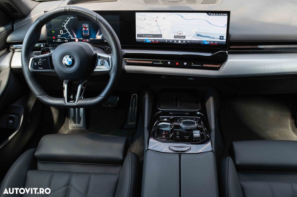 BMW Seria 5 520i AT MHEV - 38