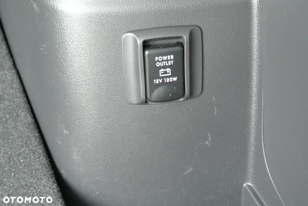 Mitsubishi Outlander 2.0 Intense 4WD CVT - 26