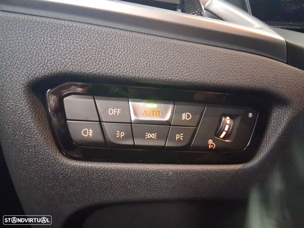 BMW i4 eDrive35 Edição Desportiva M - 20