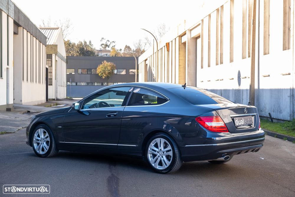 Mercedes-Benz C 220 - 10